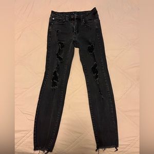 Size 4 Aeropostale black distressed skinny jeans